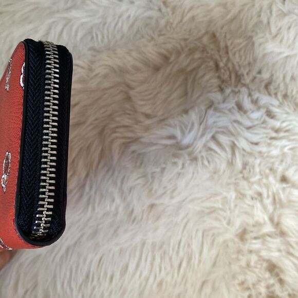 Coach Rose Floral Patter Long Zippy Wallet - Picture 6 of 16